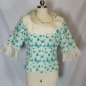 Vtg 50s/60s 3/4 sleeve butterfly blouse, M